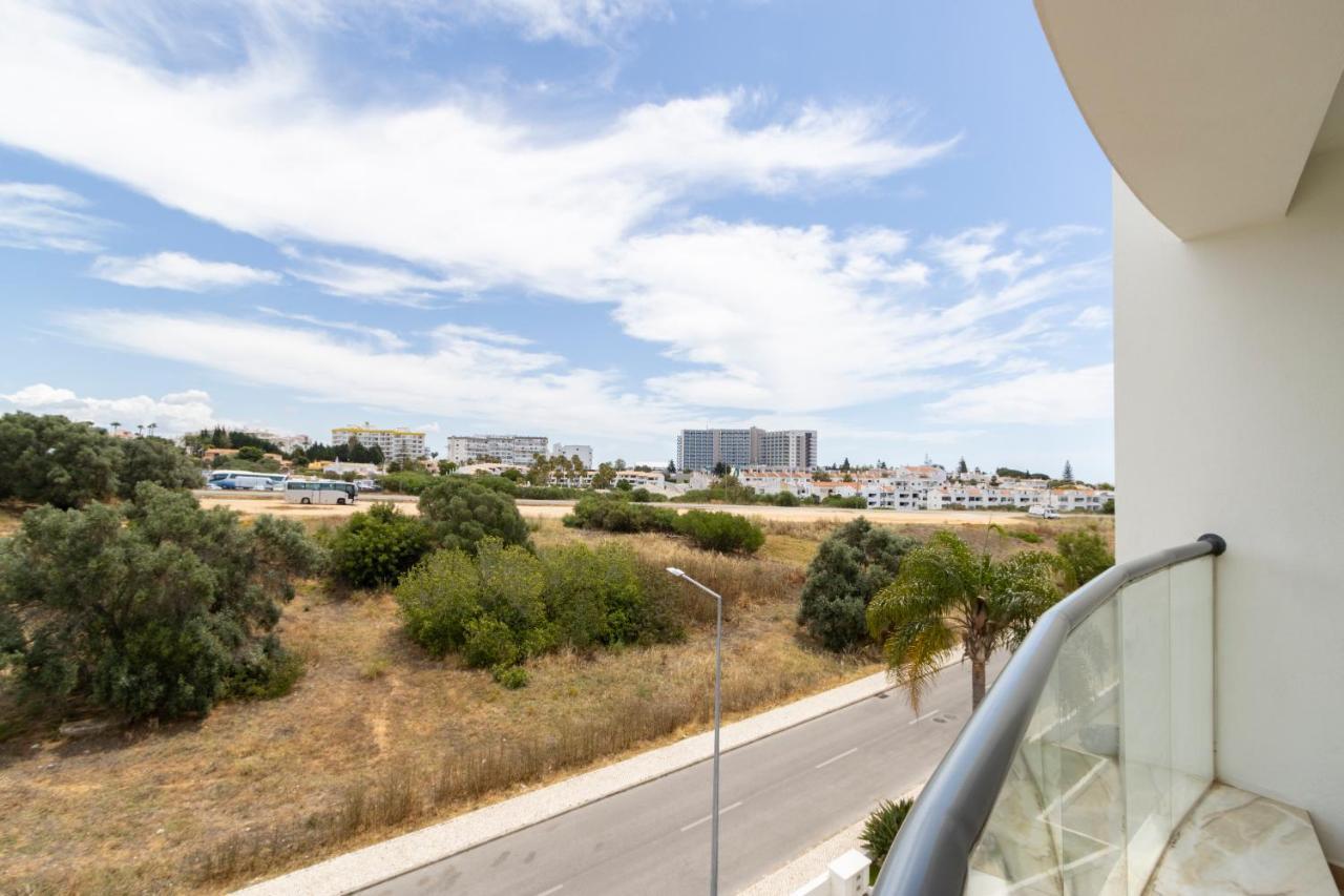 Spaceful Apartment In Albufeira Ngoại thất bức ảnh